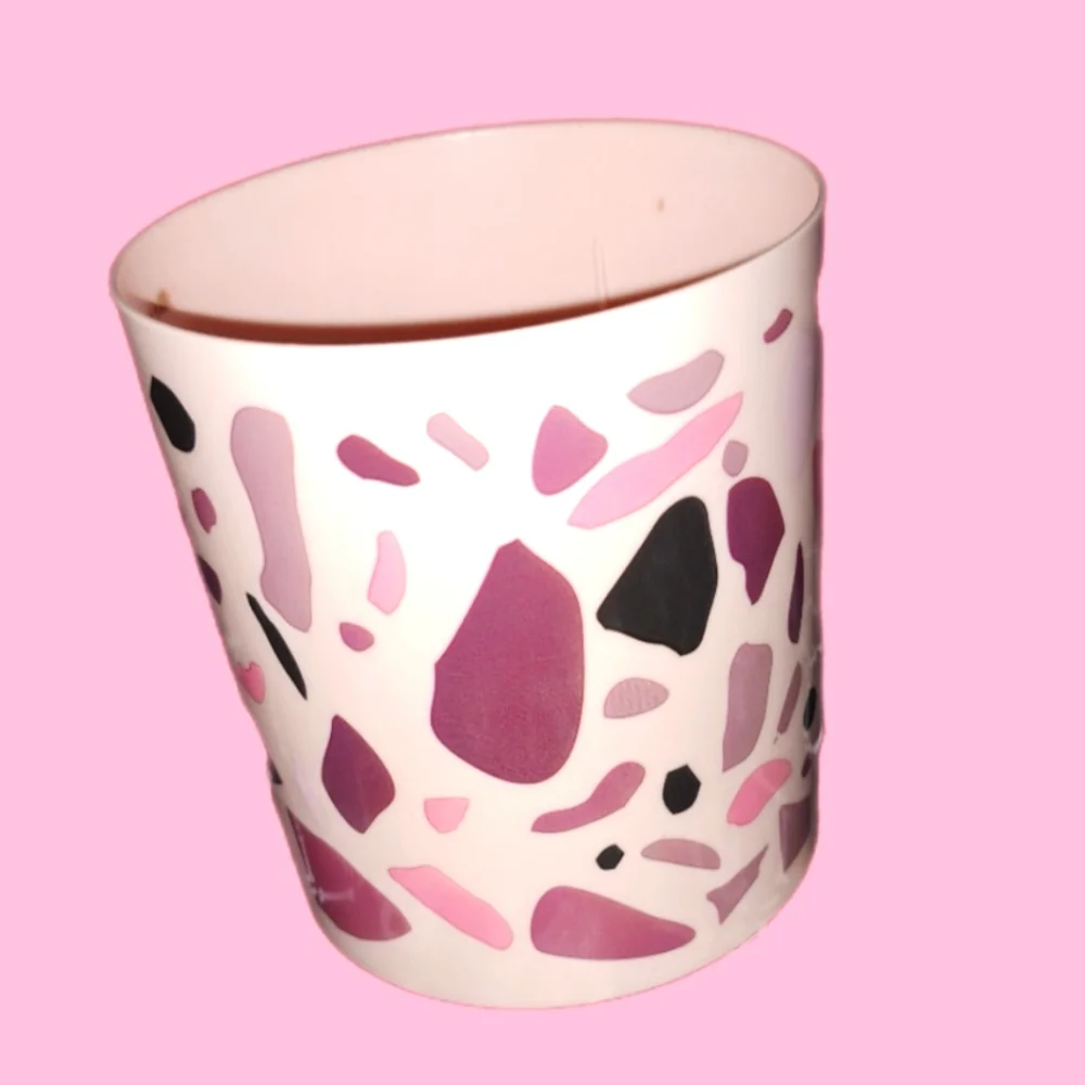 Makeup brush holder